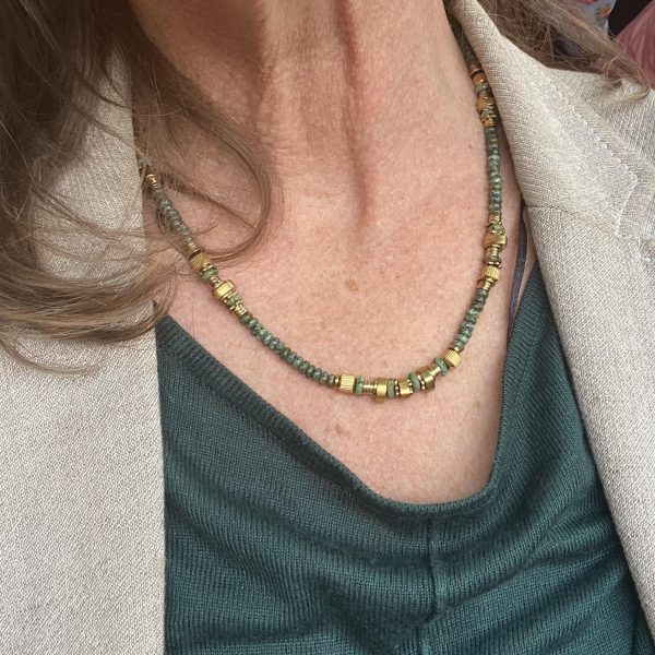 Collier en Turquoise Africaine & Acier Inoxydable Doré